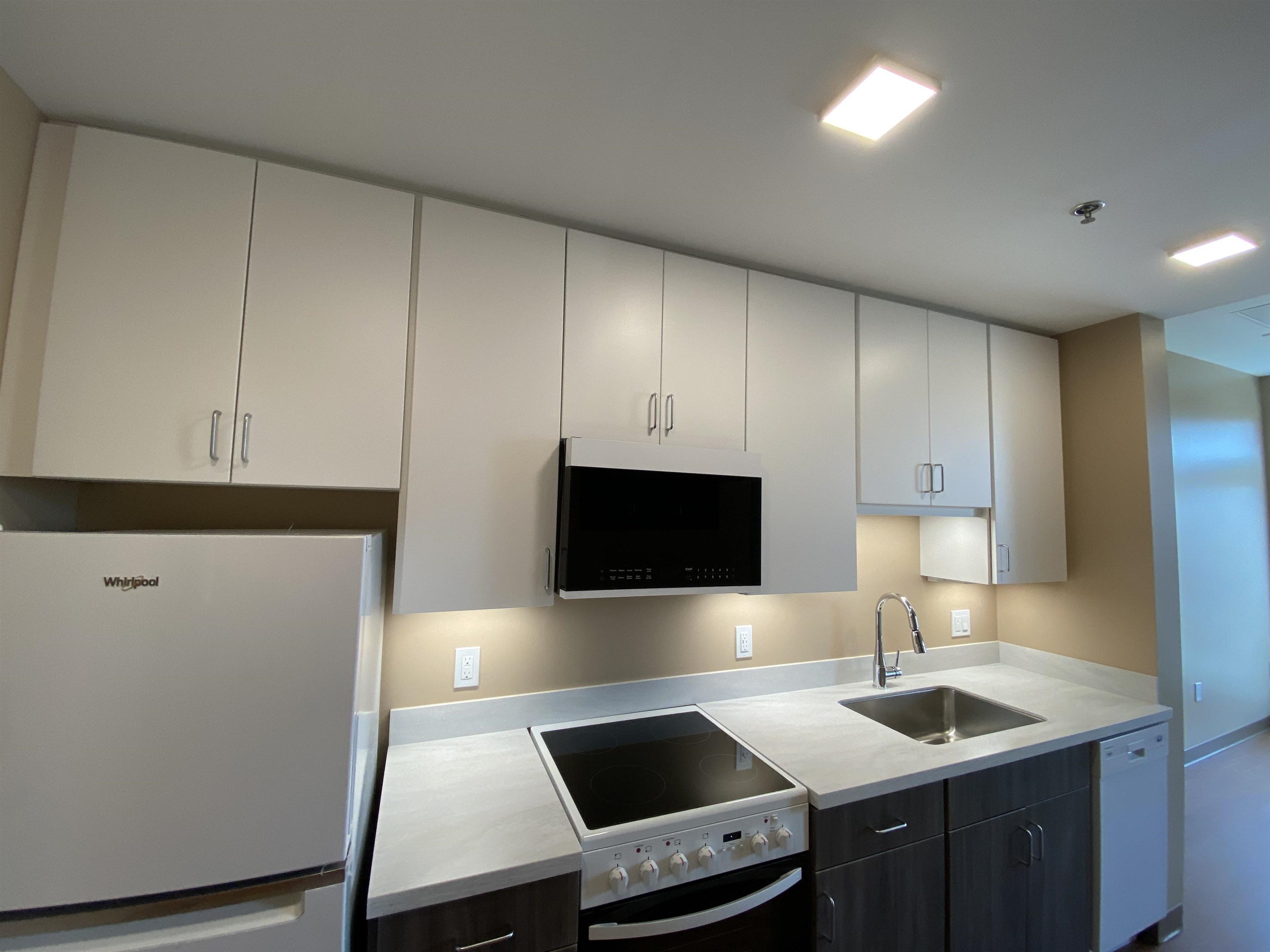 83 Hanover Street, Unit 408 Manchester, NH 03101 - Photo 38 of 56