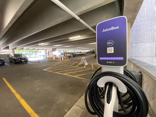 $1,899 | 83 Hanover Street, Unit 408, Manchester, NH 03101