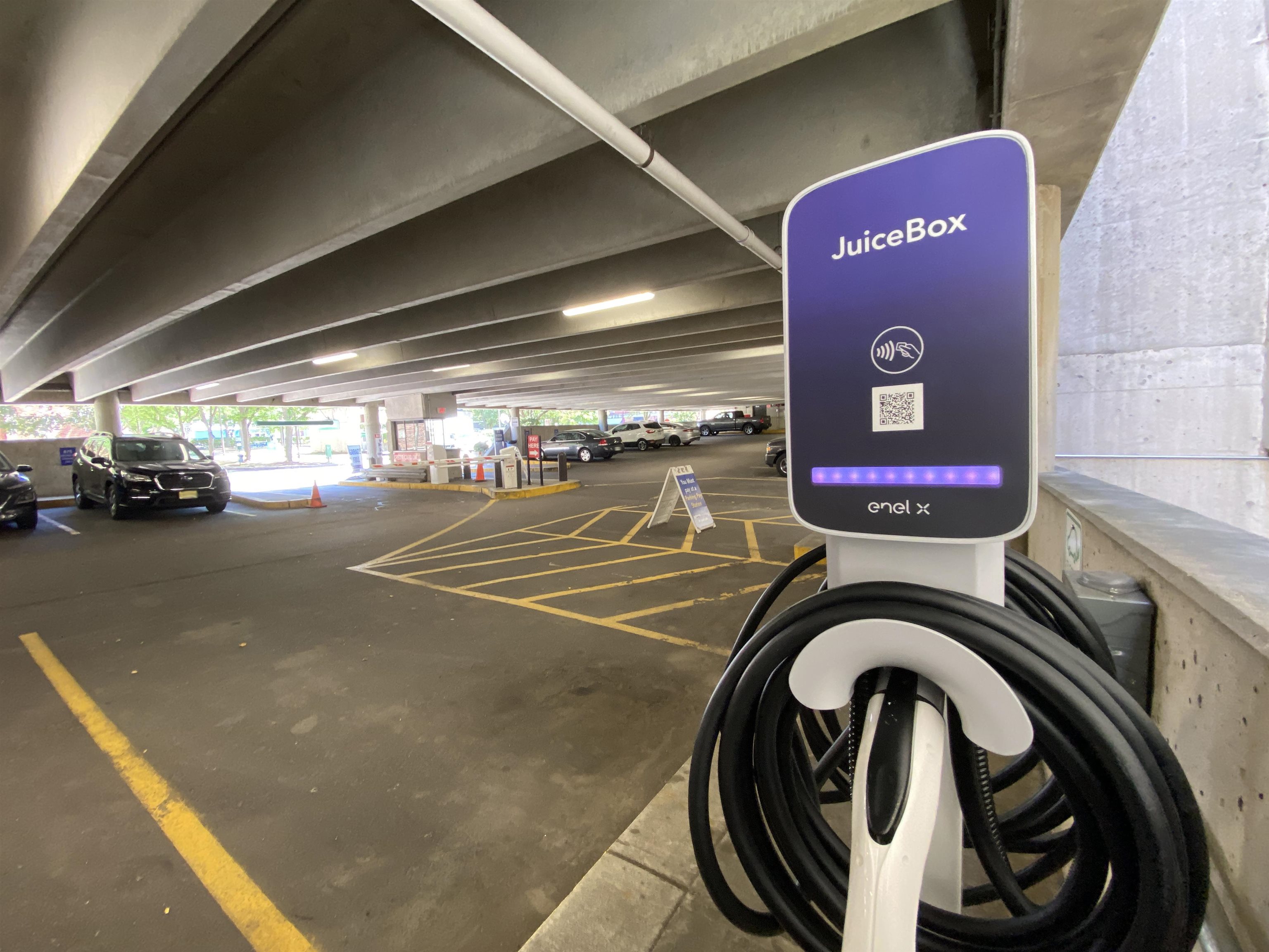 83 Hanover Street, Unit 408 Manchester, NH 03101 - Photo 49 of 56