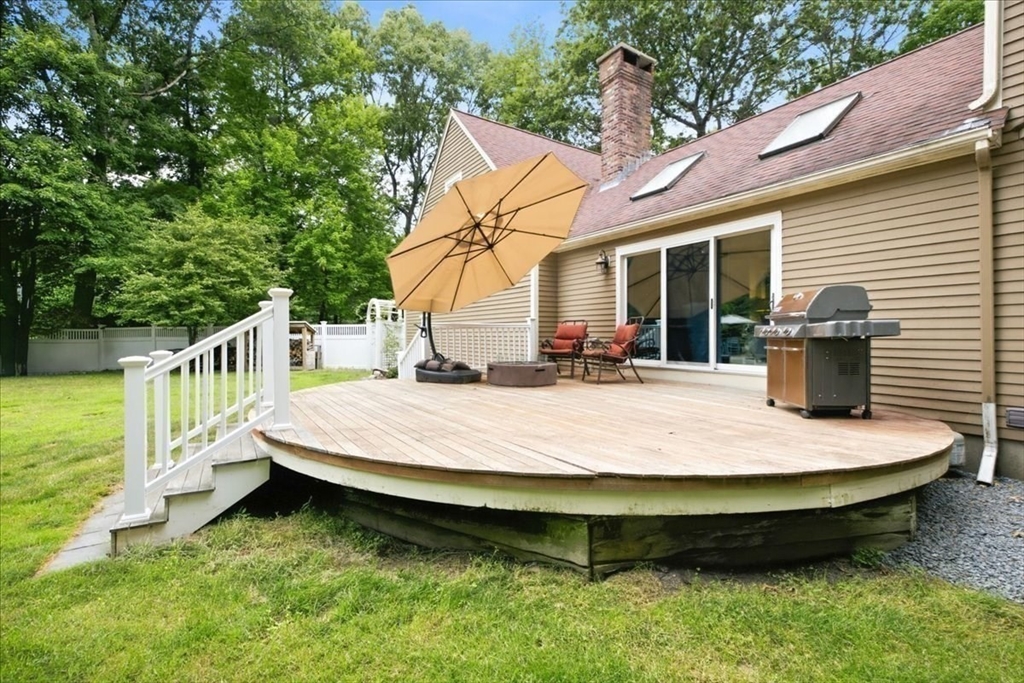 36 Wagon Road Walpole, MA 02081 - Photo 36 of 42