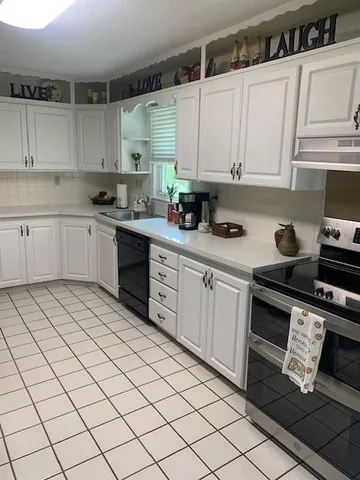 $299,000 | 4801 Gladstone Boulevard, Kansas City, MO 64123