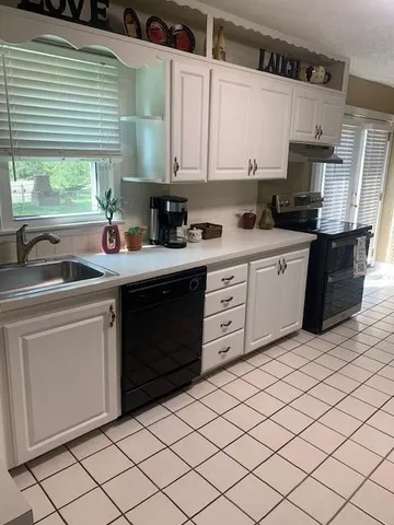 $299,000 | 4801 Gladstone Boulevard, Kansas City, MO 64123