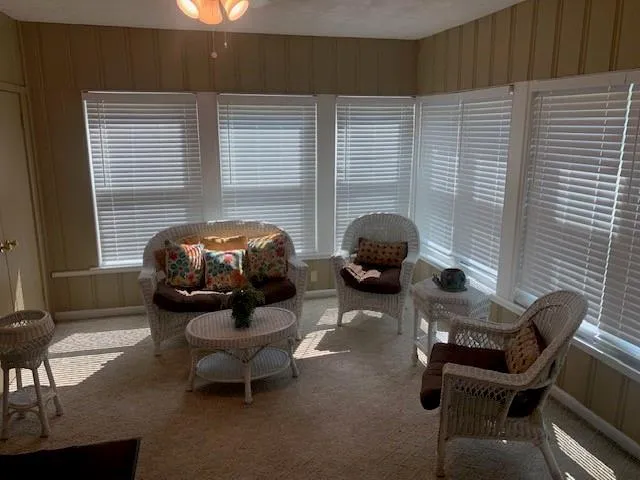 $299,000 | 4801 Gladstone Boulevard, Kansas City, MO 64123