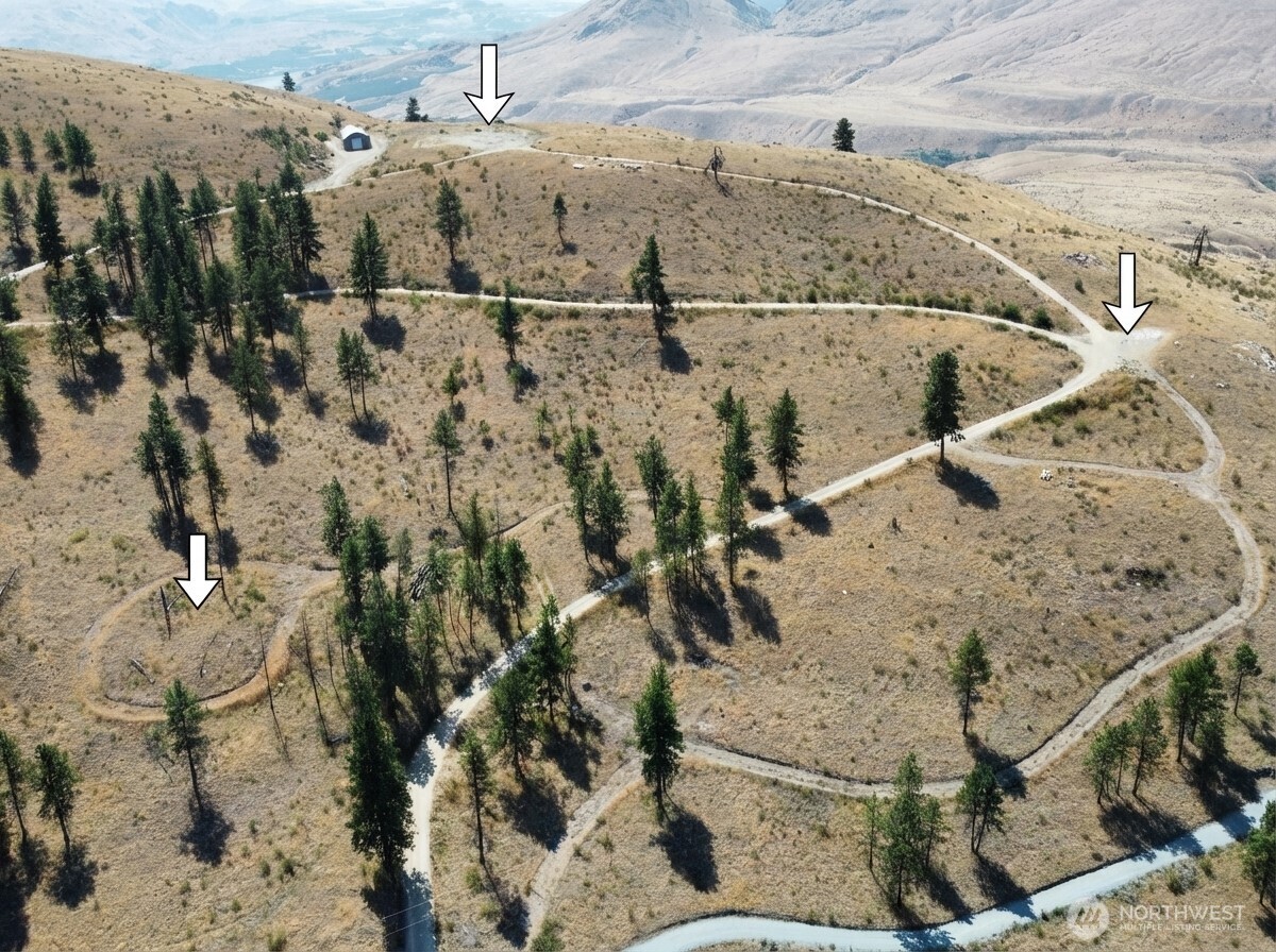 180 Harmony Heights Road Brewster, WA 98812 - Photo 5 of 13 a view of roof