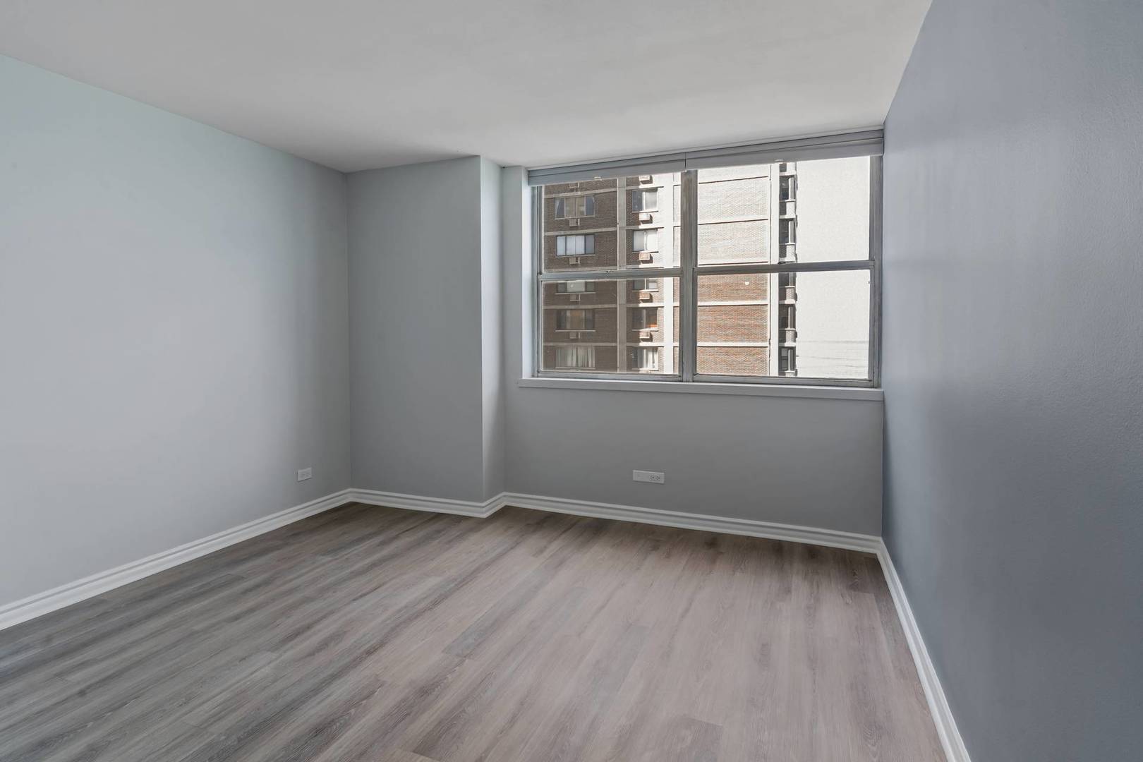 6301 North Sheridan Road, Unit 11N Chicago, IL 60660 - Photo 16 of 27 Gallery Image 16