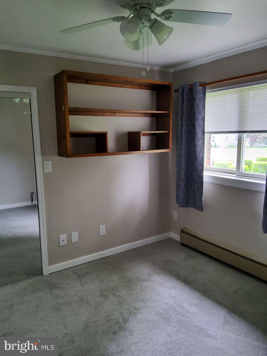 1222 Hillside Road Pasadena, MD 21122 - Photo 27 of 50 Cozy room with natural light.