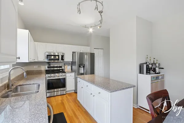 $435,000 | 105 Wildflower Lane, Round Lake Beach, IL 60073