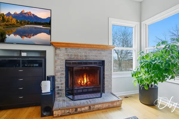 $435,000 | 105 Wildflower Lane, Round Lake Beach, IL 60073