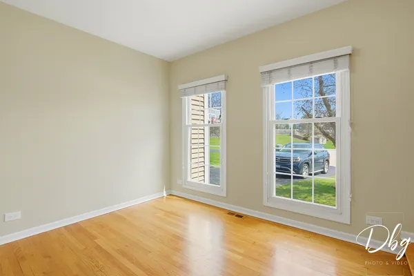 $435,000 | 105 Wildflower Lane, Round Lake Beach, IL 60073