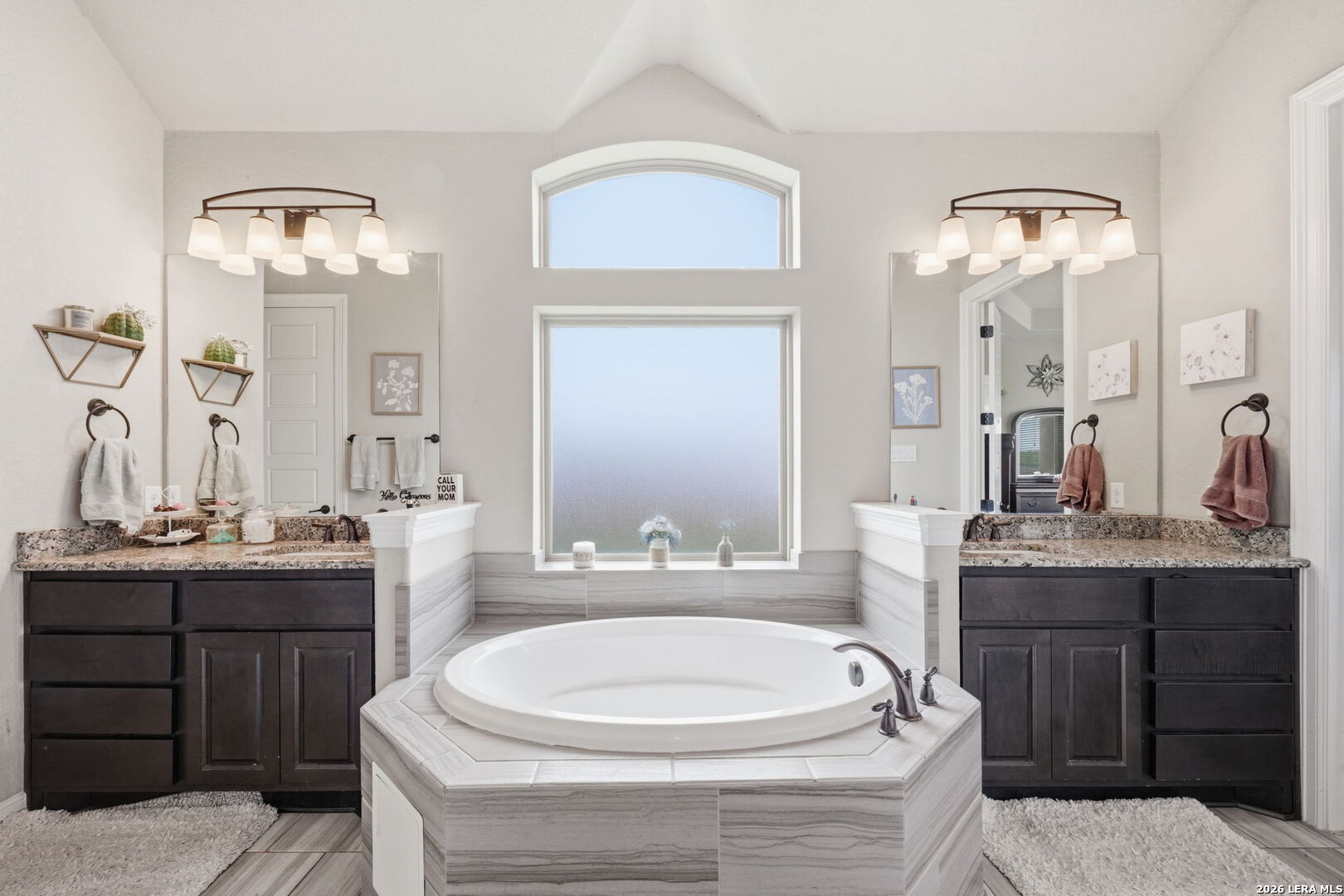 30603 Setterfeld Circle Fair Oaks Ranch, TX 78015 - Photo 23 of 39
