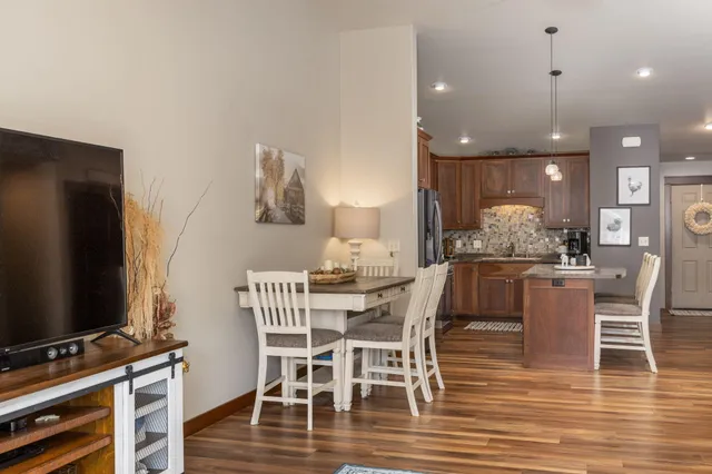 $400,000 | 475 Coronado Circle, Onalaska, WI 54650