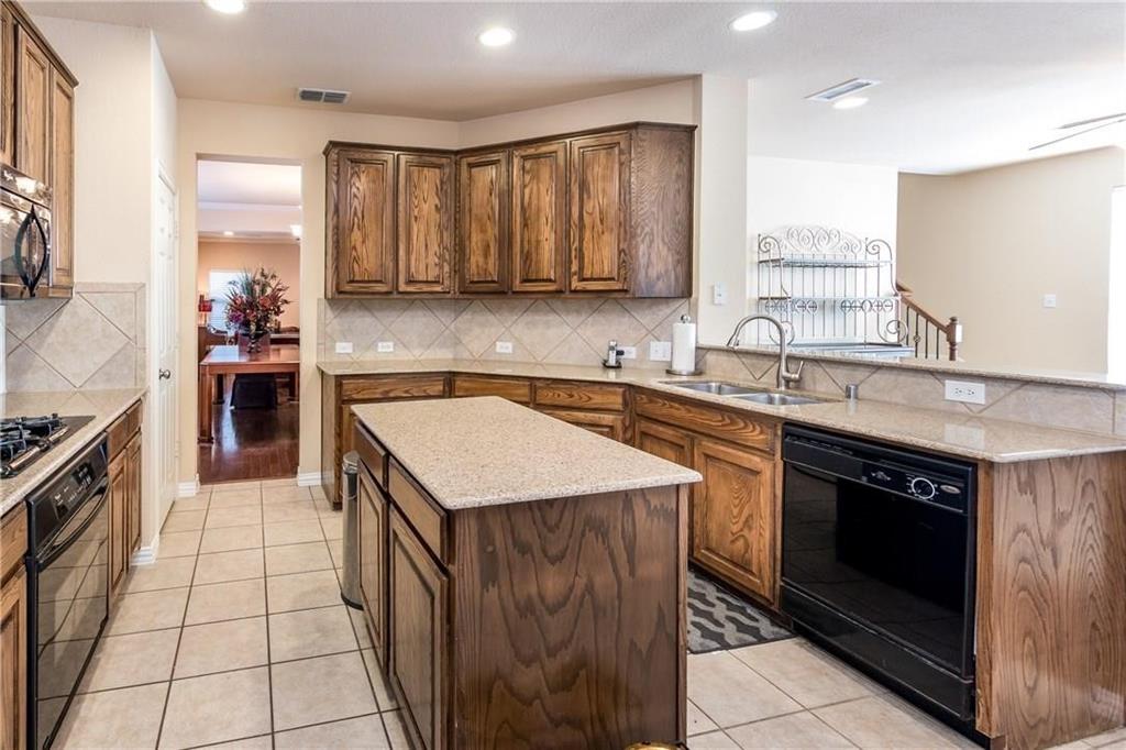 5324 Oakley Road McKinney, TX 75070 - Photo 5 of 17