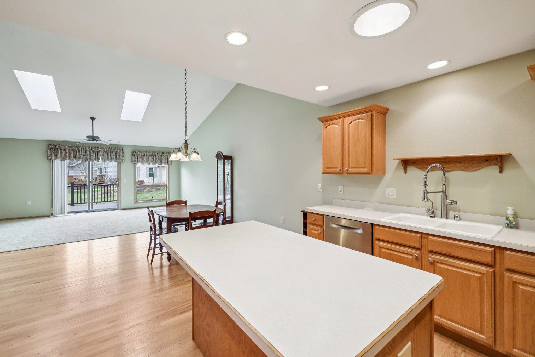 213 Fairview Court, Unit 50 Waunakee, WI 53597 - Photo 19 of 51