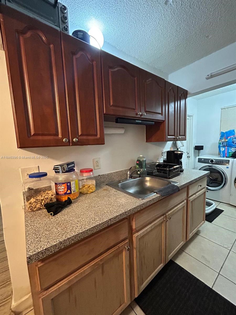 1100 Northeast 1st Court, Unit 104 Hallandale Beach, FL 33009 - Photo 5 of 16