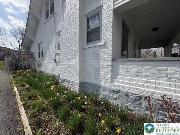 $350,000 | 2120 Butztown Road, Bethlehem, PA 18017