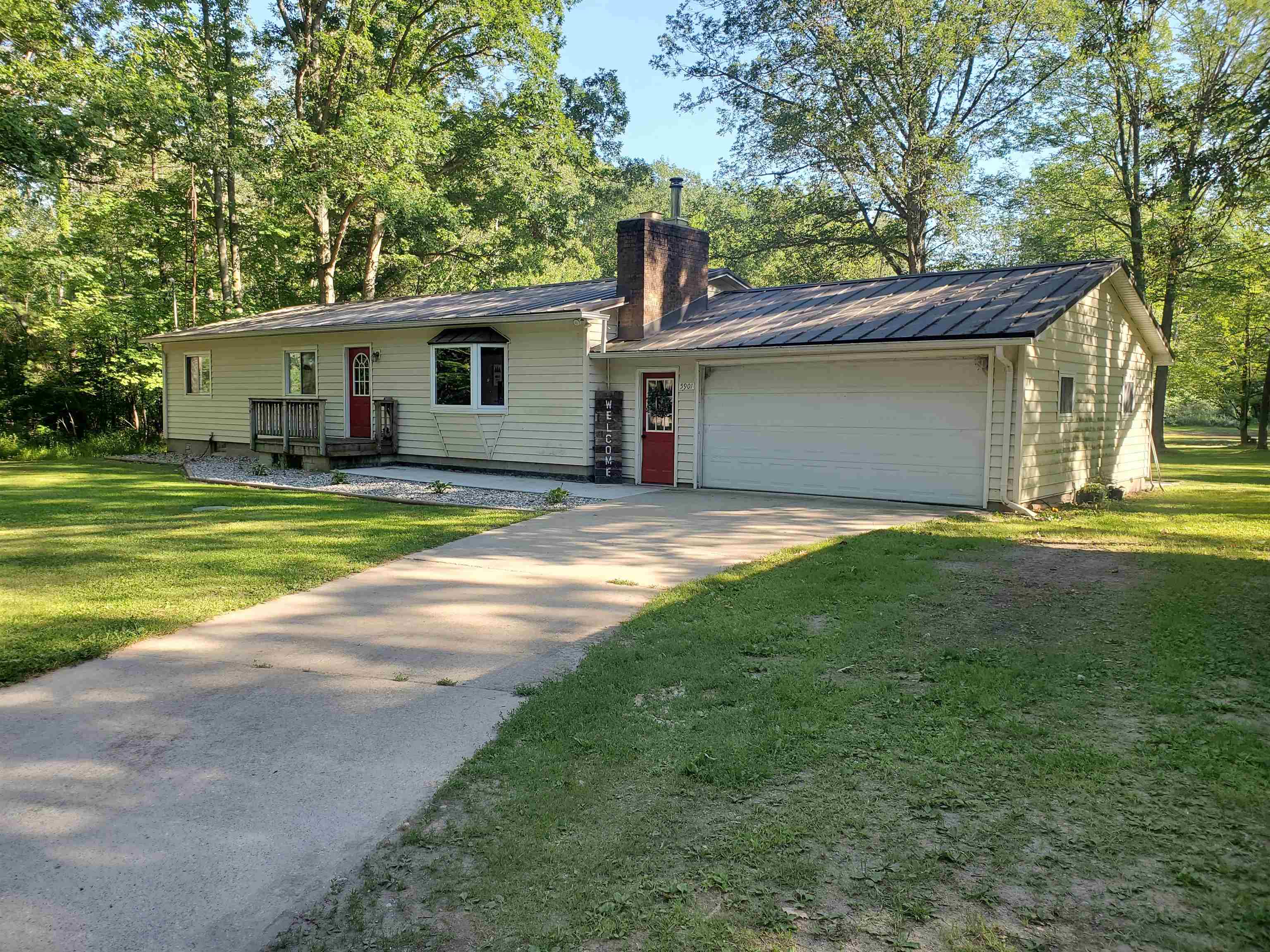 5901 West Barden Road Coleman, MI 48618 - Photo 1 of 28 1903036.JPG