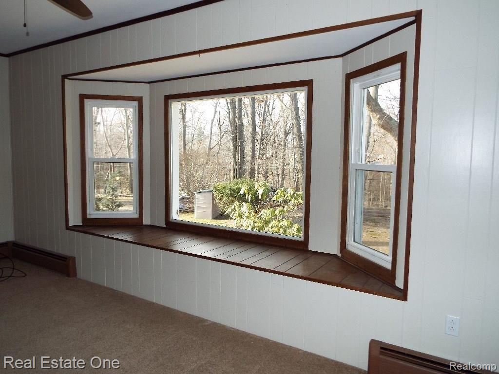 16115 Riverside Street Livonia, MI 48154 - Photo 17 of 29
