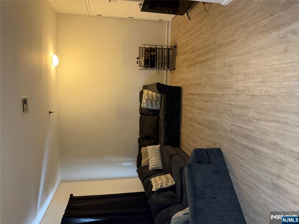 250 Park Avenue, Unit 3 East Rutherford, NJ 07073 - Photo 4 of 8