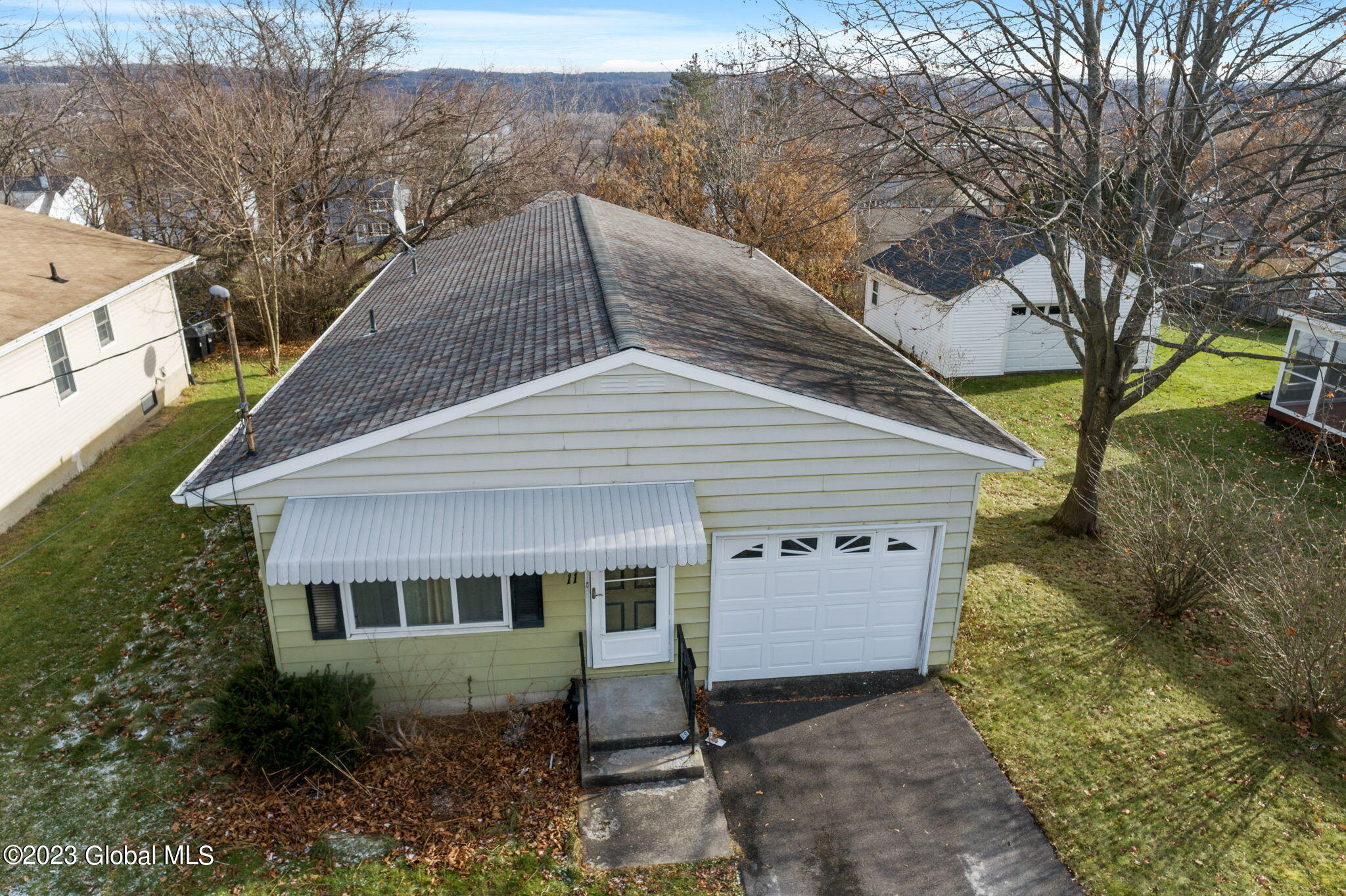 11 Hampton Street Menands, NY 12204 - Photo 3 of 30 31-web-or-mls-11-hampton-st