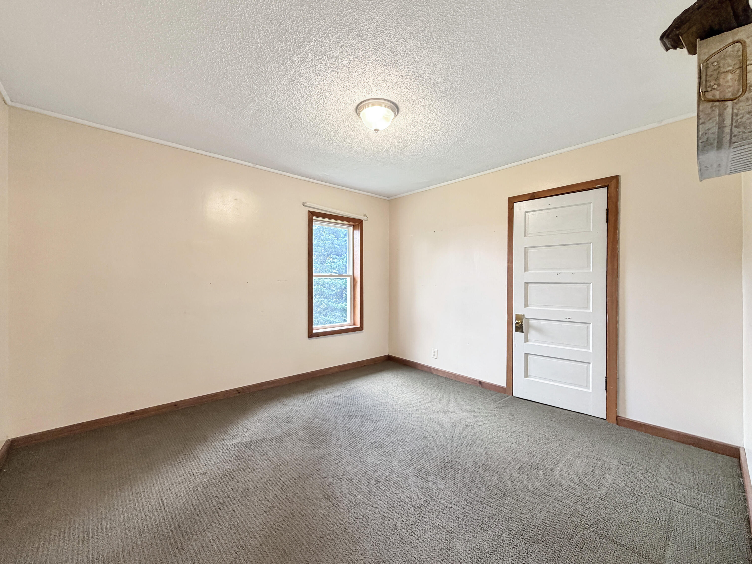 22 Washington Street Caribou, ME 04736 - Photo 17 of 40 IMG_5587