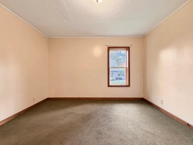 $179,900 | 22 Washington Street, Caribou, ME 04736