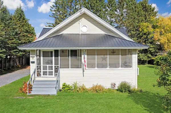$174,715 | 22 Washington Street, Caribou, ME 04736