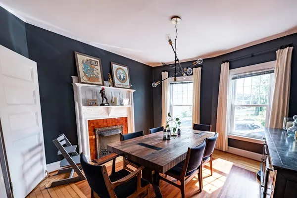 $3,400 | 4 Highland Terrace, Unit 1, Newton, MA 02460