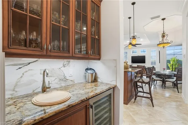 $1,150,000 | 430 Saddlebrook Lane, Naples, FL 34110