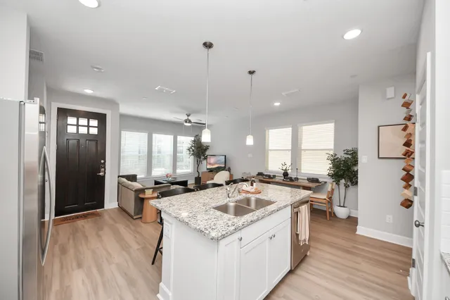 $2,299 | 5300 Berkeley Knl Circle, Unit 232, Richmond, TX 77407