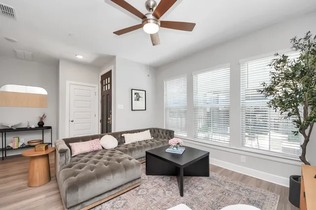 $2,299 | 5300 Berkeley Knl Circle, Unit 232, Richmond, TX 77407