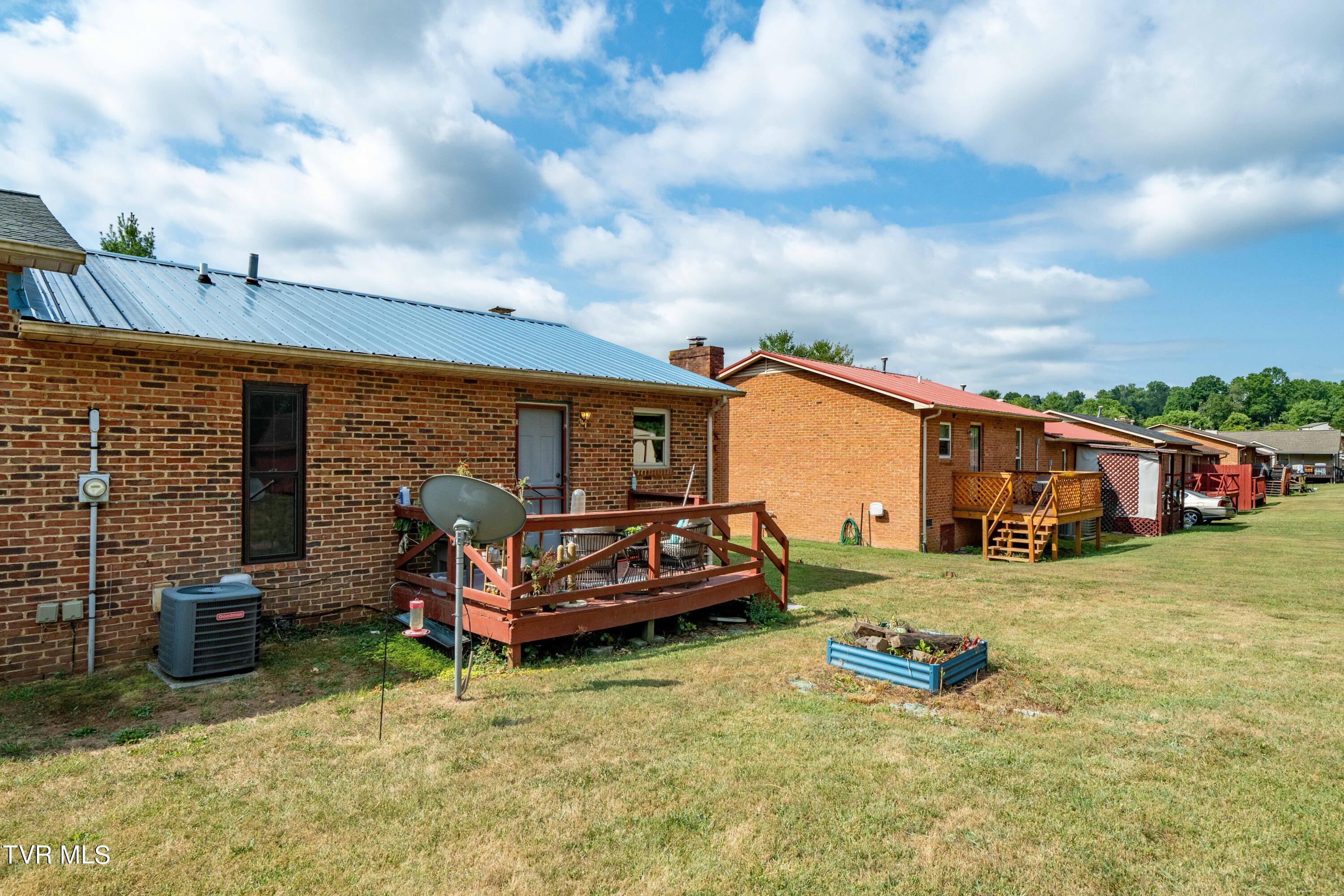 1734 Todd Drive Johnson City, TN 37604 - Photo 9 of 29 1734 Todd Drive (9 of 29)