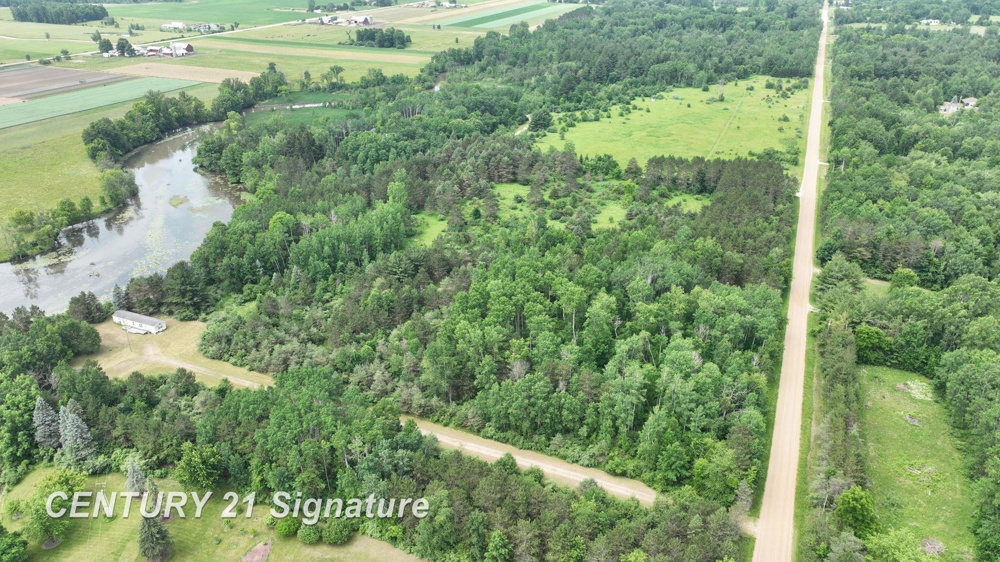 3539 Lang Road Beaverton, MI 48612 - Photo 9 of 25