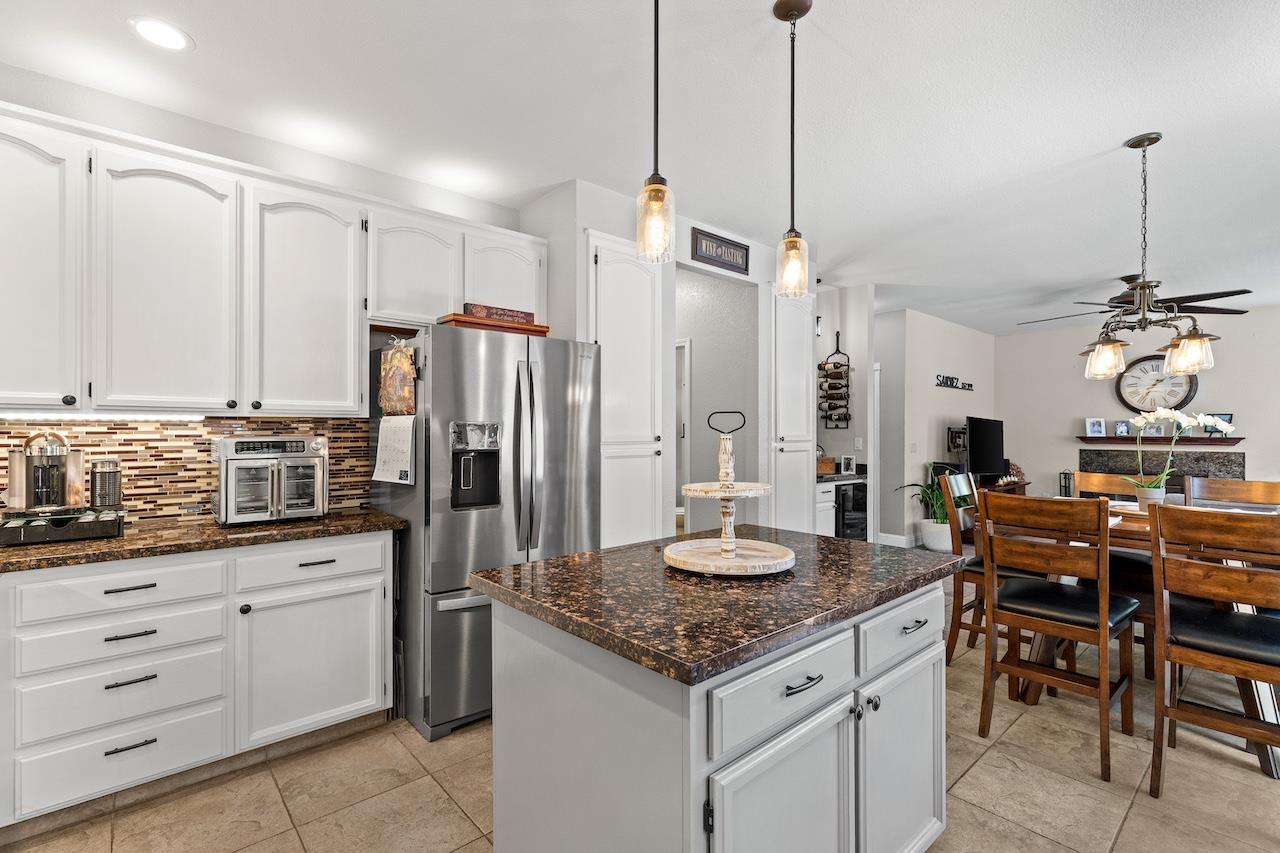 1827 Groveview Way Tracy, CA 95376 - Photo 18 of 56