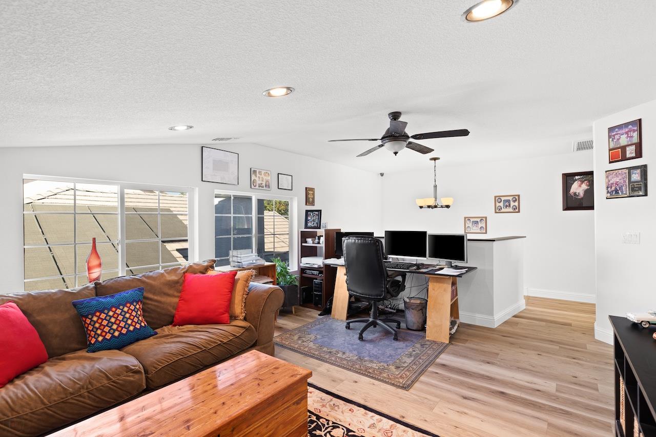 1827 Groveview Way Tracy, CA 95376 - Photo 29 of 56