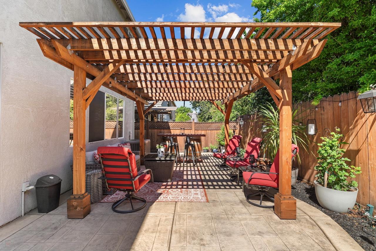 1827 Groveview Way Tracy, CA 95376 - Photo 46 of 56