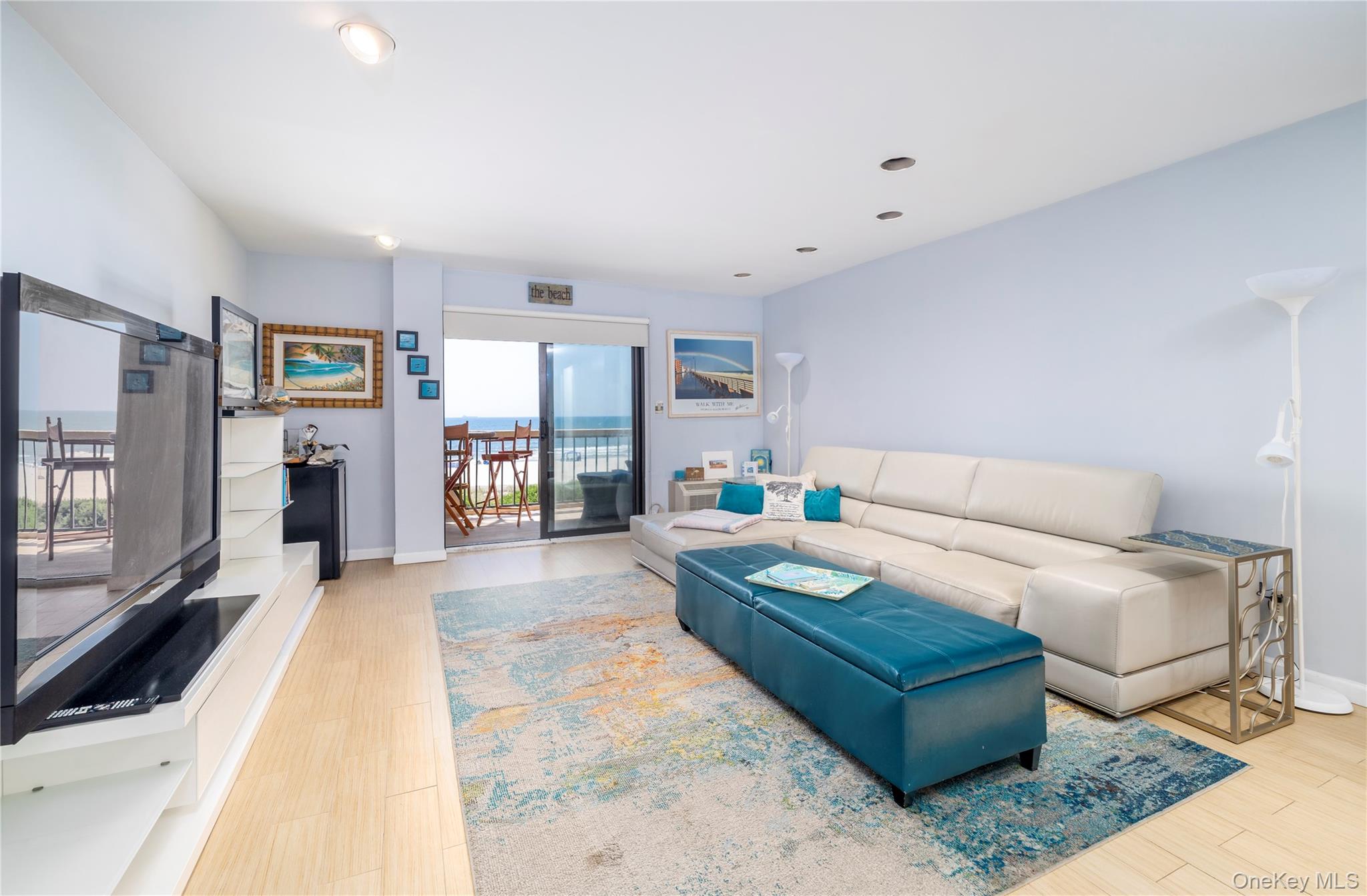 360 Shore Road, Unit 3E Long Beach, NY 11561 - Photo 4 of 26 Oceanfront Unit with Sweeping Views