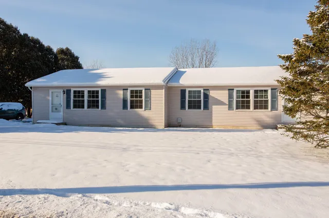 $515,000 | 525-527 Mill Pond Road, Colchester, VT 05446