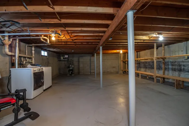 $515,000 | 525-527 Mill Pond Road, Colchester, VT 05446