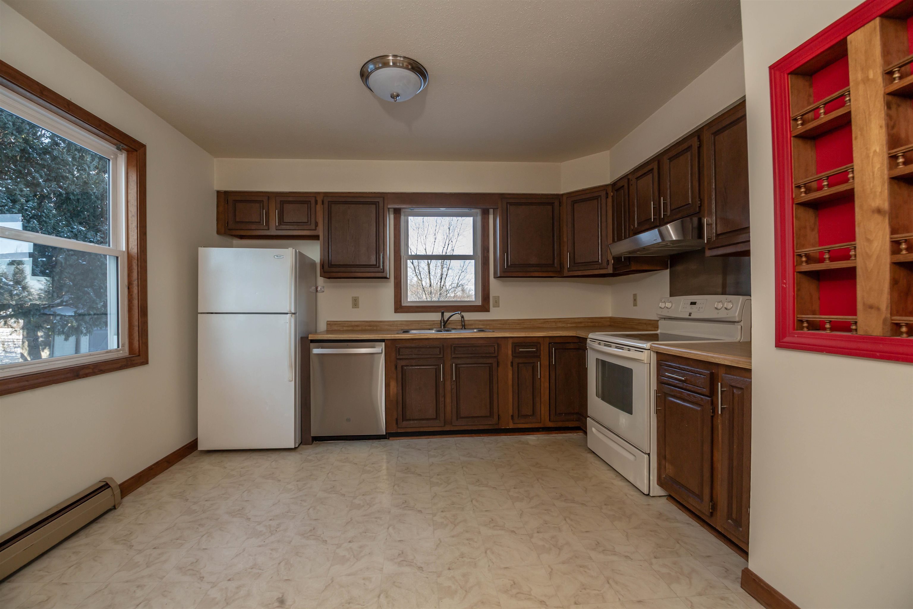 525-527 Mill Pond Road Colchester, VT 05446 - Photo 10 of 23