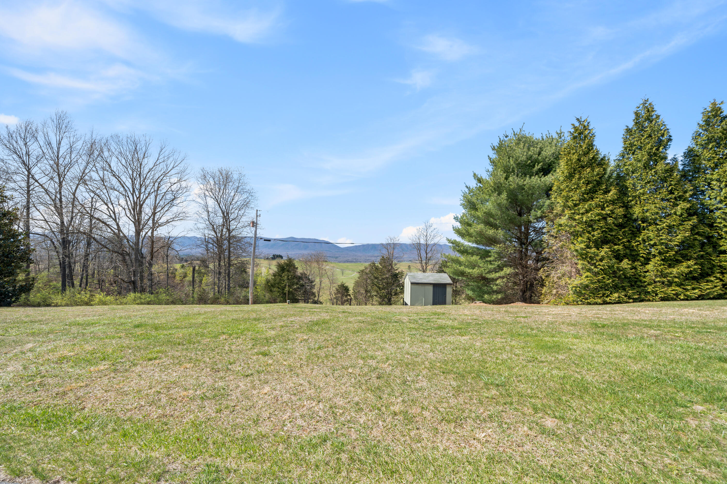 734 Blacksburg Road Fincastle, VA 24090 - Photo 11 of 30 Views
