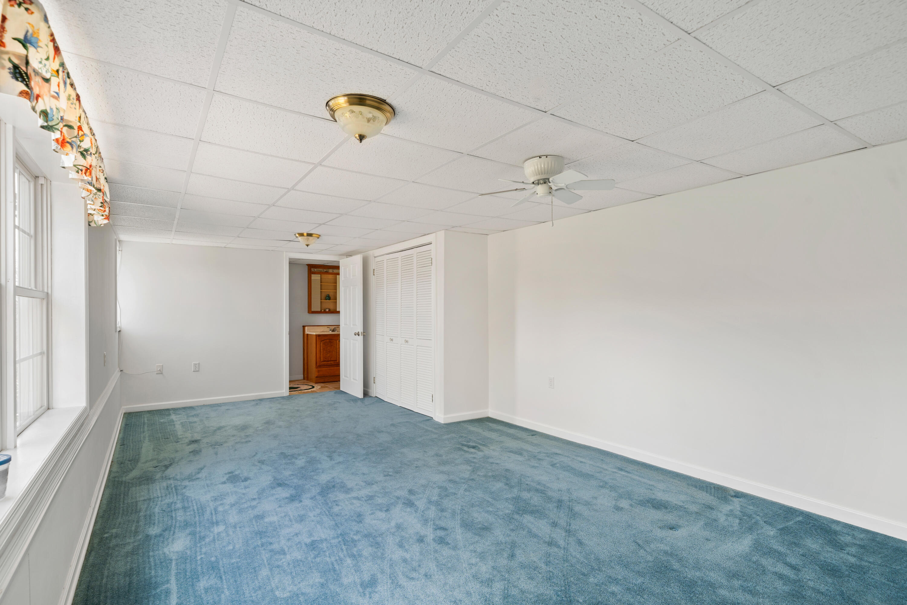734 Blacksburg Road Fincastle, VA 24090 - Photo 27 of 30 Basement Bedroom