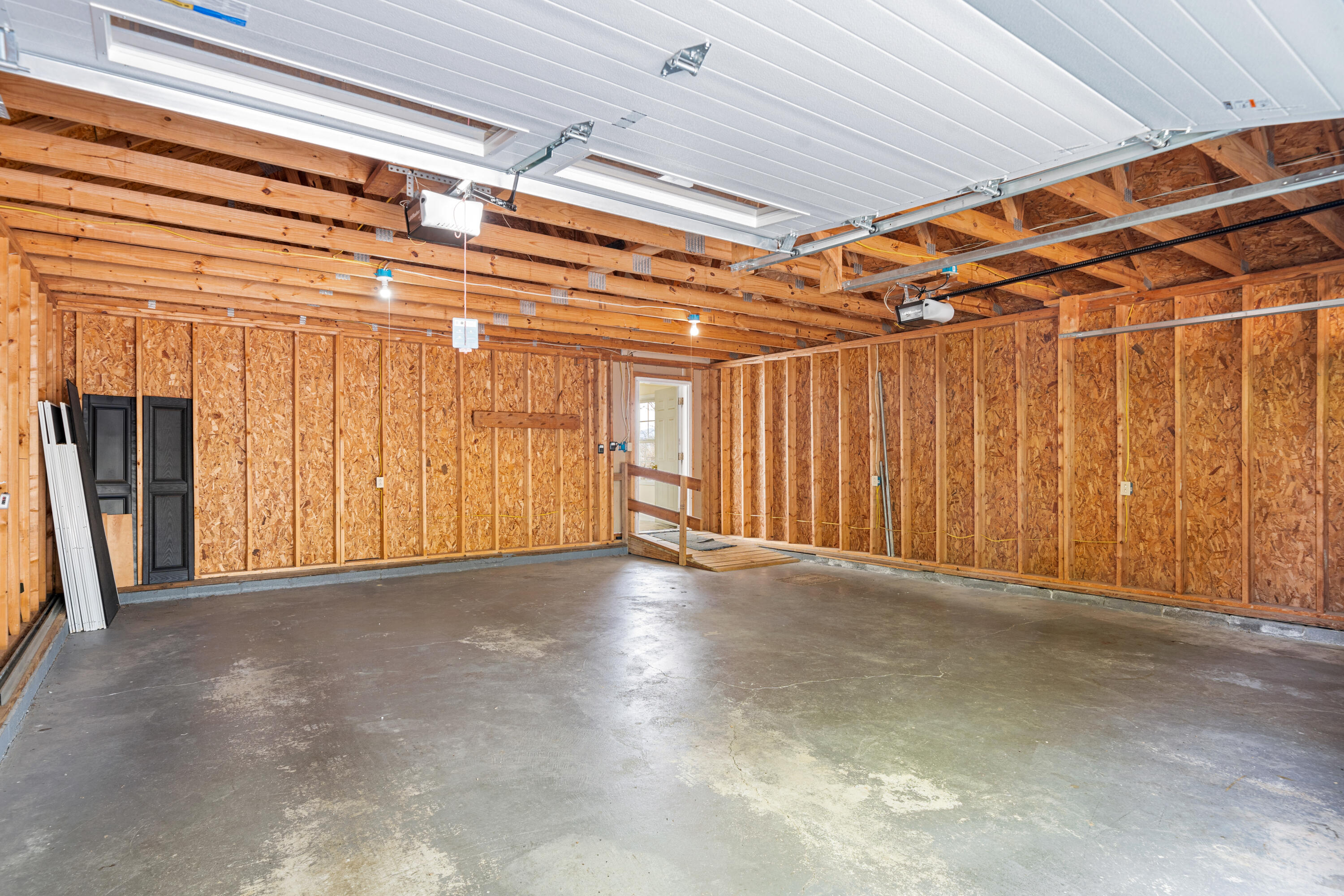 734 Blacksburg Road Fincastle, VA 24090 - Photo 10 of 30 Garage