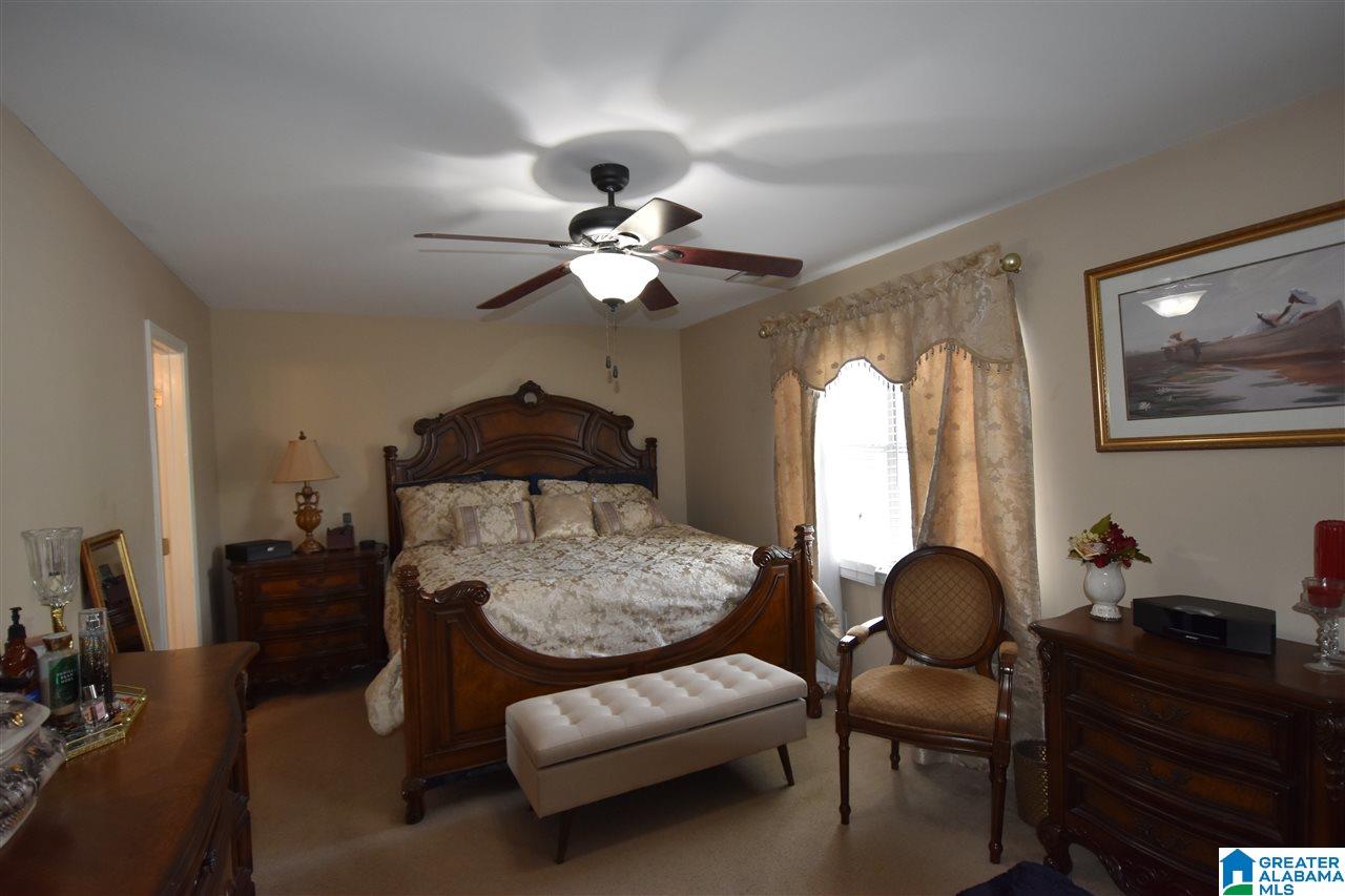202 Cambrian Ridge Trail Pelham, AL 35124 - Photo 11 of 15
