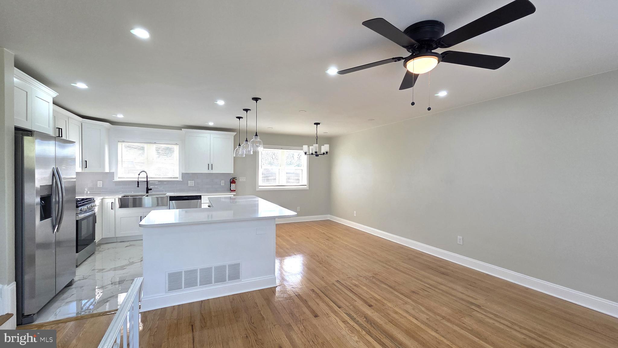 13 Albert Road Glendora, NJ 08029 - Photo 2 of 31