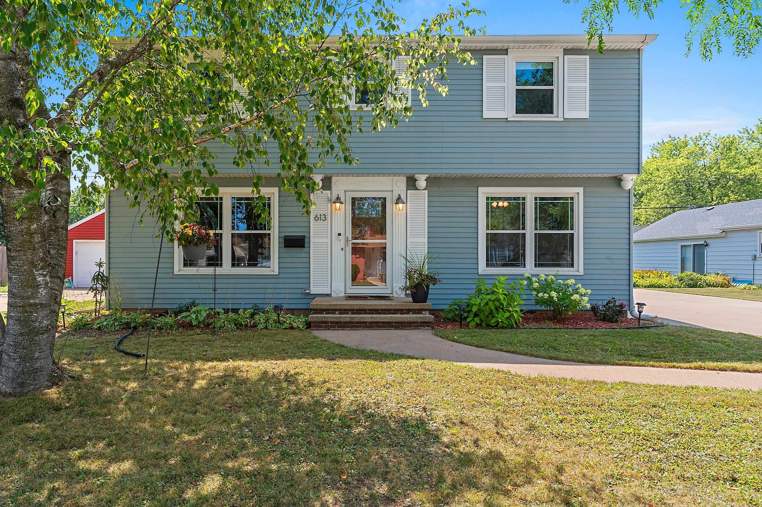 613 East Byrd Street Appleton, WI 54911 - Photo 3 of 66 Gallery Image 3