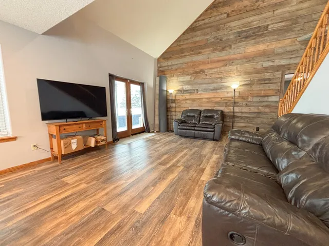 $425,000 | 21286 345th Street, Erhard, MN 56534