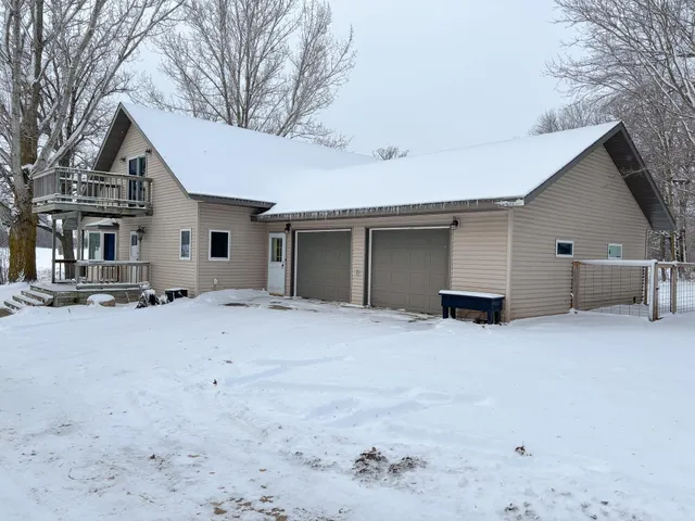 $425,000 | 21286 345th Street, Erhard, MN 56534