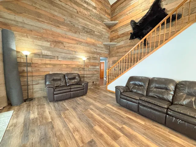 $425,000 | 21286 345th Street, Erhard, MN 56534