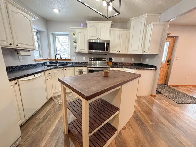 $425,000 | 21286 345th Street, Erhard, MN 56534