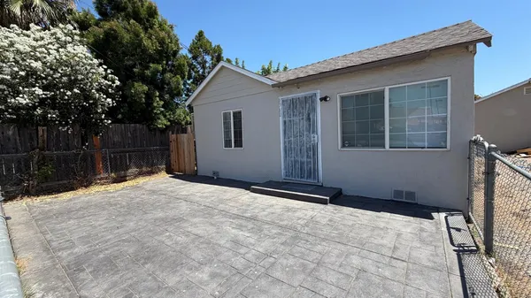 $399,999 | 6360 Jackson Avenue, Riverbank, CA 95367